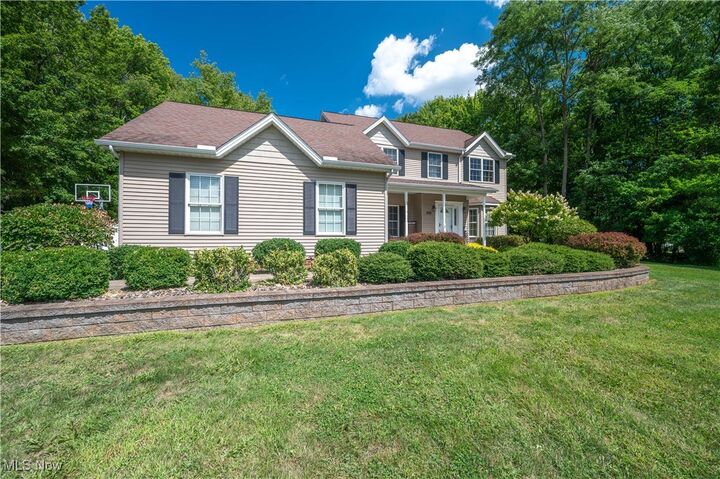 Property Photo: 899 Upton Road OH 44509