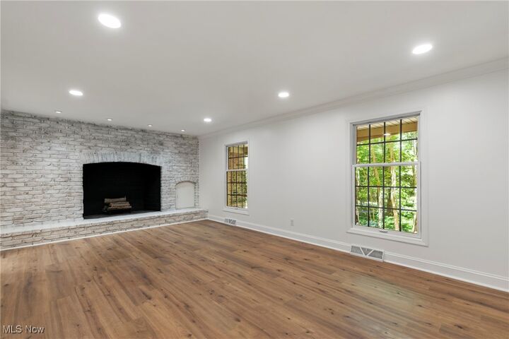 Property Photo: 1386 Briarhill Drive OH 44333