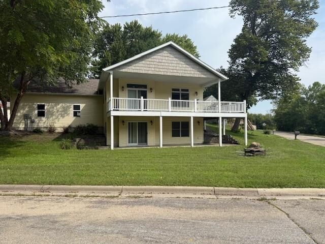 Property Photo: 709 Blackmer Avenue MN 56007