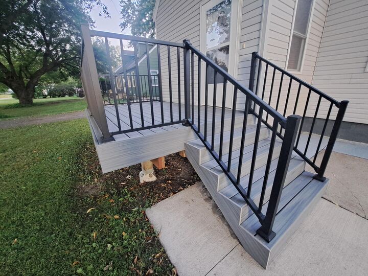 Property Photo:  202 Northern Avenue E  MN 56045 