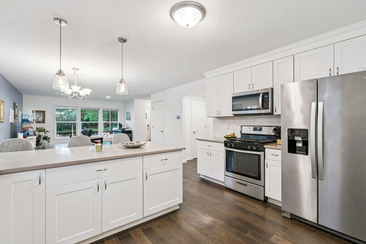 Property Photo:  1607 Thomas Avenue N  MN 55411 