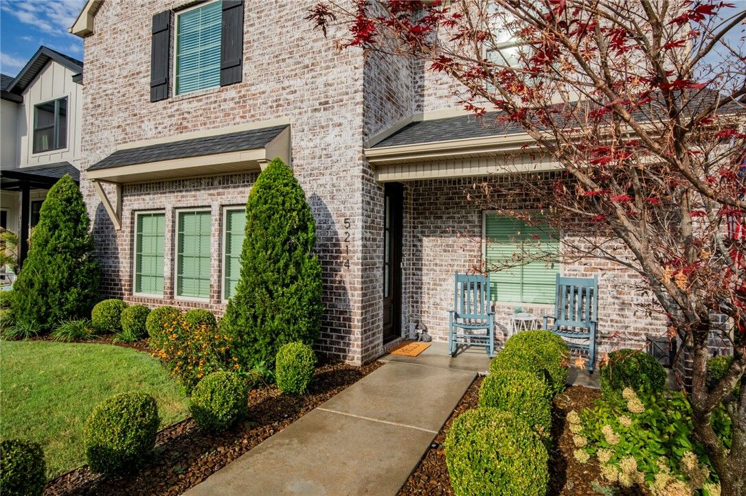 Property Photo: 5214 S Brookmere Street AR 72758