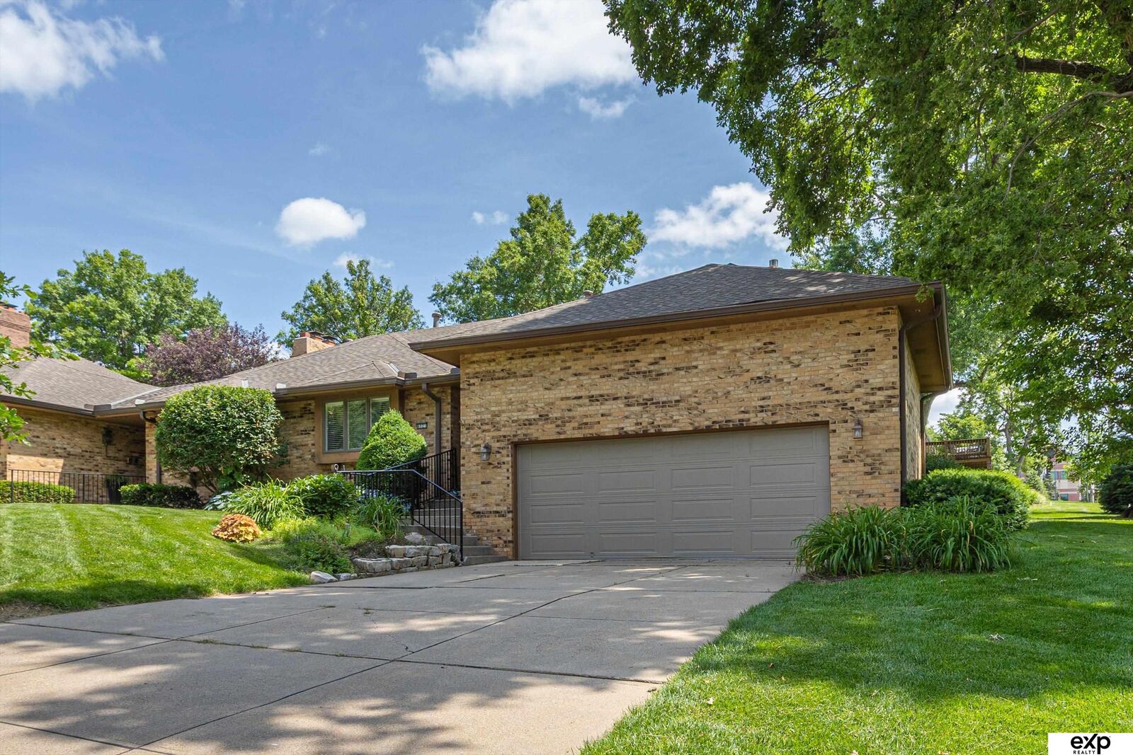 Property Photo:  6521 Davenport Plaza  NE 68132 
