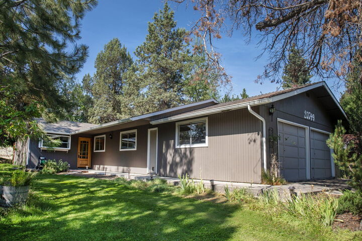 20749 Canterbury Court  Bend OR 97702 photo