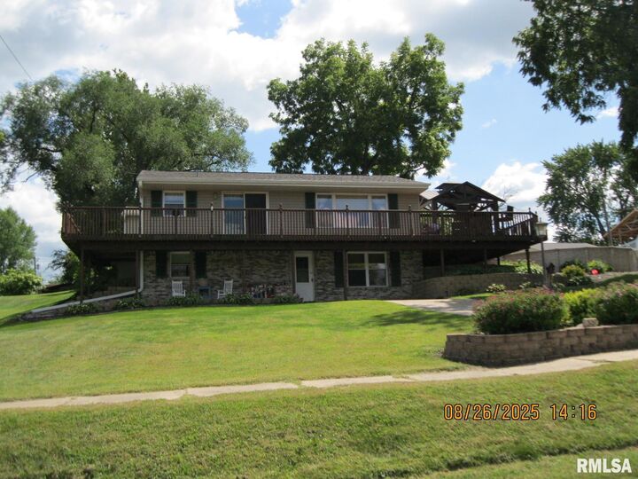 301 N Church Street  Albany IL 61230 photo