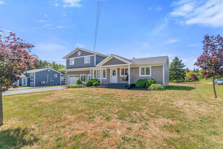 Property Photo: 607 Main Street PE C0B 1B0