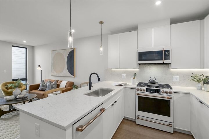 Property Photo:  100 Lincoln Street 207  MA 02135 