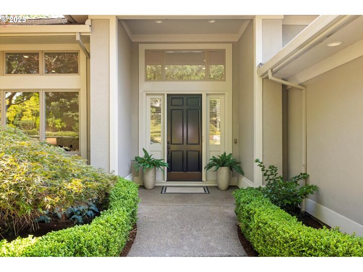 Property Photo: 1357 NW Benfield Dr OR 97229