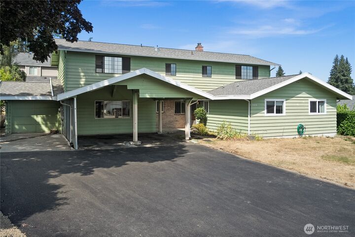 3868  Pinecone Drive E  Bremerton WA 98310 photo