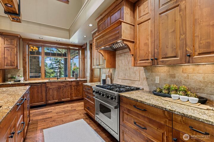 Property Photo: 12433 212th Street SE WA 98296