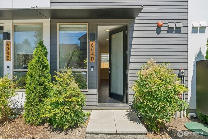 Property Photo: 604 NW 77th Street D WA 98117