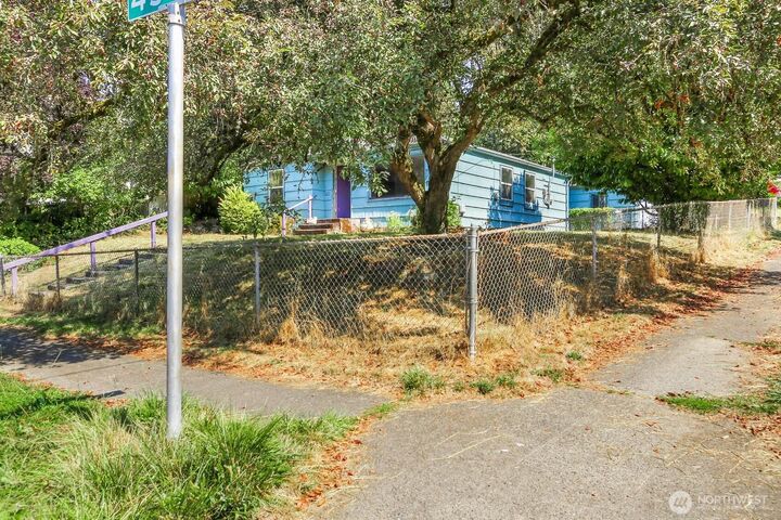 Property Photo: 4732 45th Avenue S WA 98118