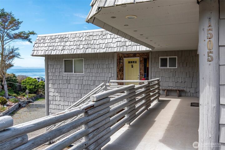 Property Photo: 1505 West Beach Road WA 98277