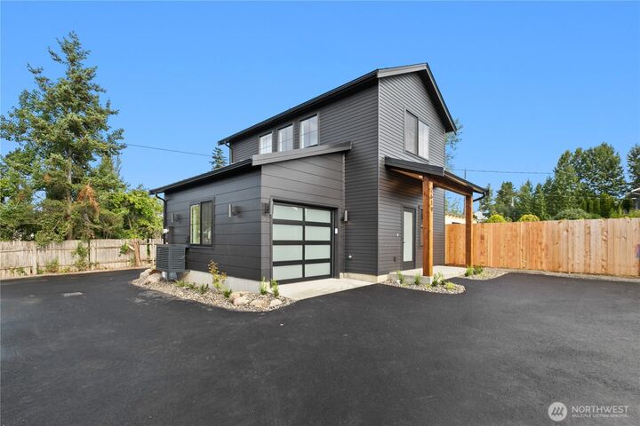 Property Photo: 2619 Woburn Street WA 98226