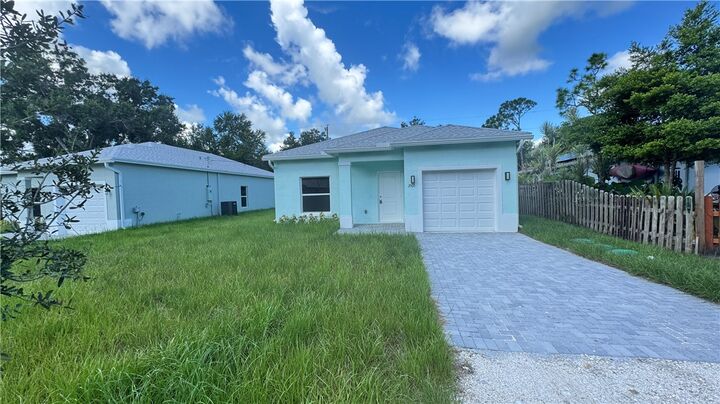 2505 87th Avenue  Vero Beach FL 32966 photo