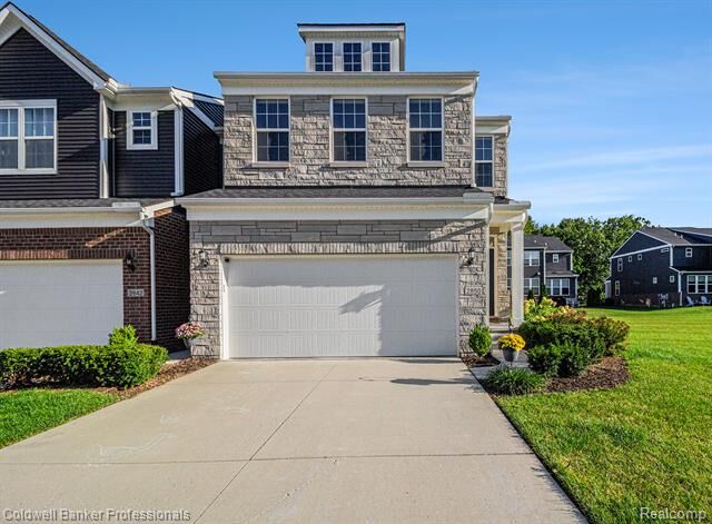 2850 Fairgrove Crescent Drive  Ann Arbor MI 48108 photo