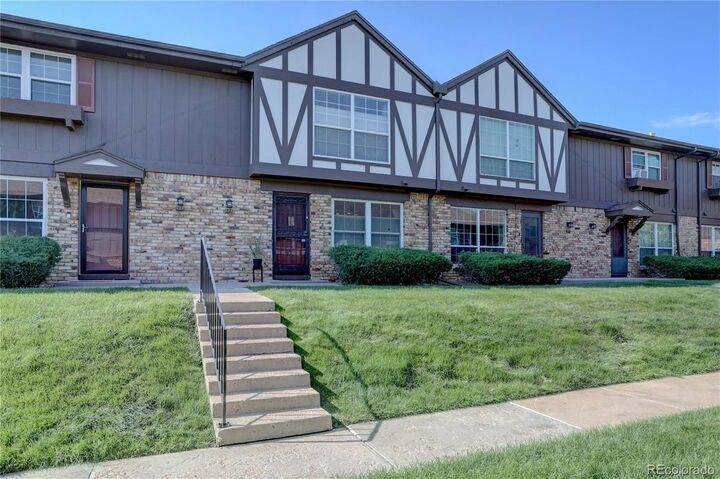 Property Photo:  3825 S Monaco Parkway 128  CO 80237 