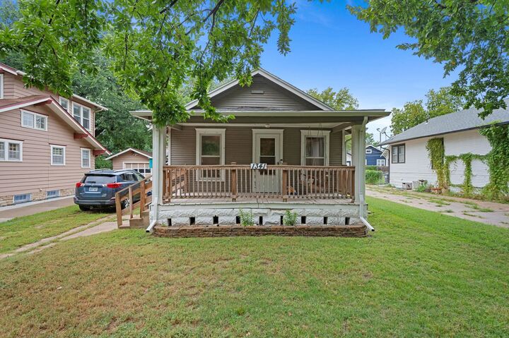 1341 N Woodrow Ave  Wichita KS 67203 photo