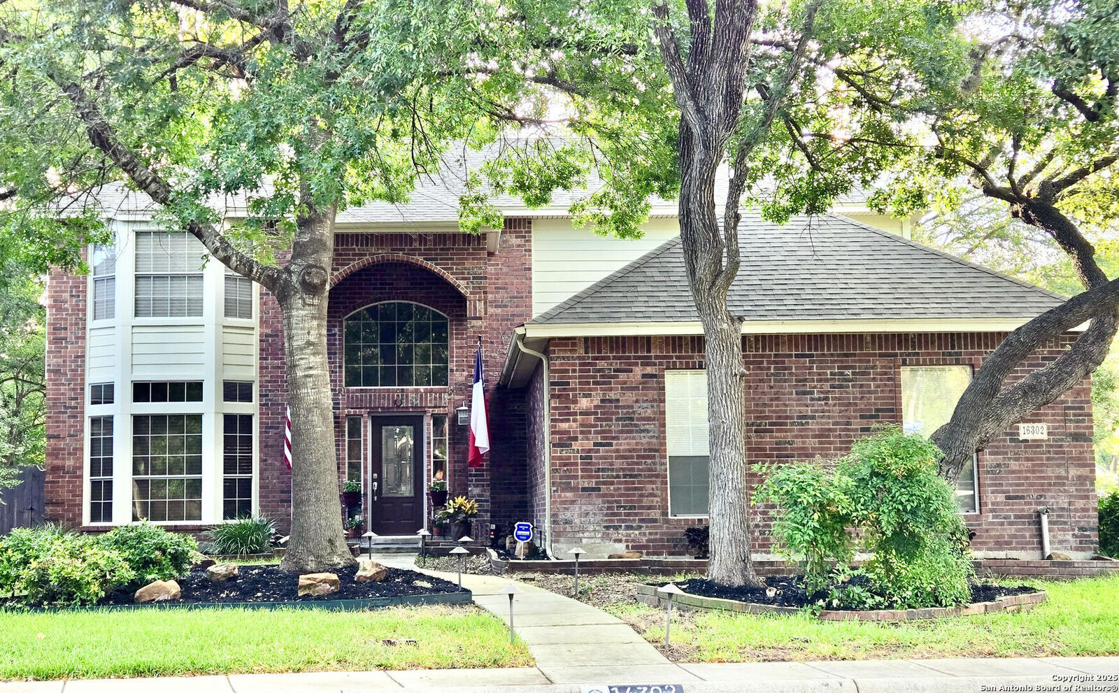 Property Photo:  16302 Chuckwagon  TX 78247 