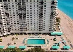 Property Photo:  3725 S Ocean Dr 1022  FL 33019 