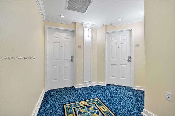 Property Photo: 1819 SE 17th St 604 FL 33316