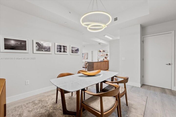 Property Photo:  1010 Brickell Ave 4803  FL 33131 
