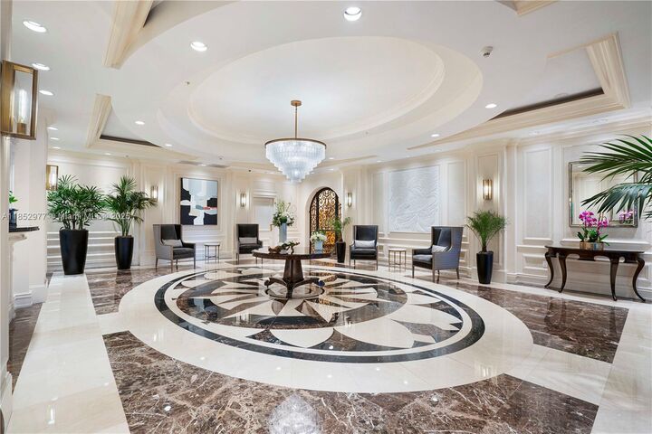 Property Photo: 3400 SW 27th Ave 1506 FL 33133