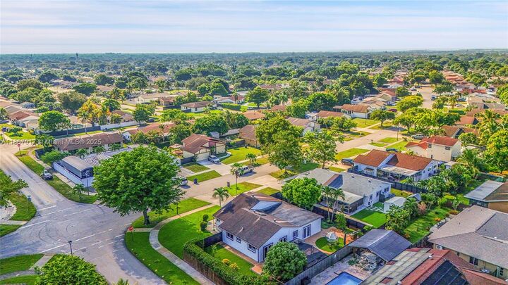 Property Photo: 20050 NW 62nd Ave FL 33015
