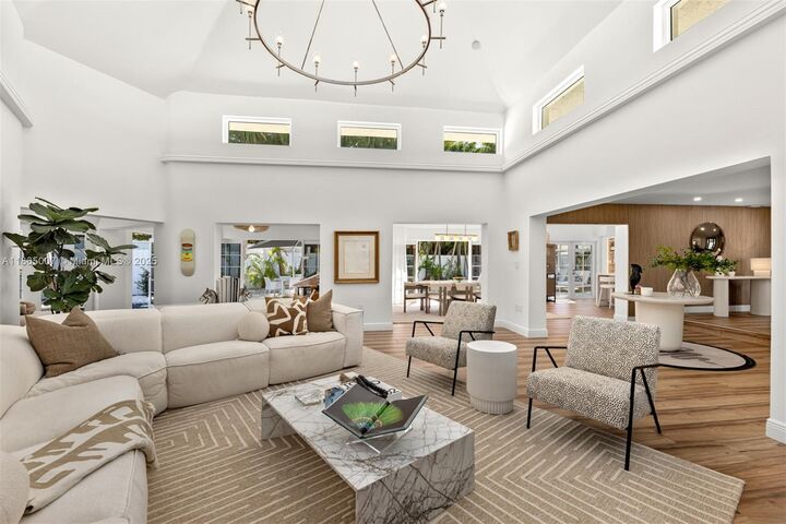 200 W McIntyre St  Key Biscayne FL 33149 photo