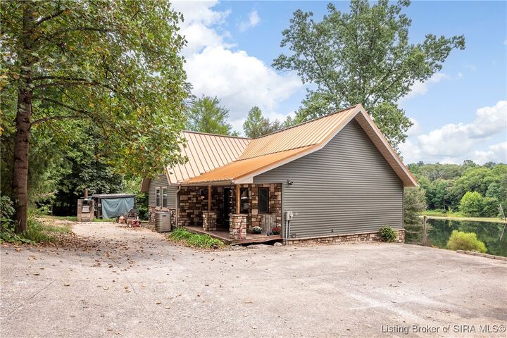 Property Photo:  1104 Seatick Road  IN 47163 