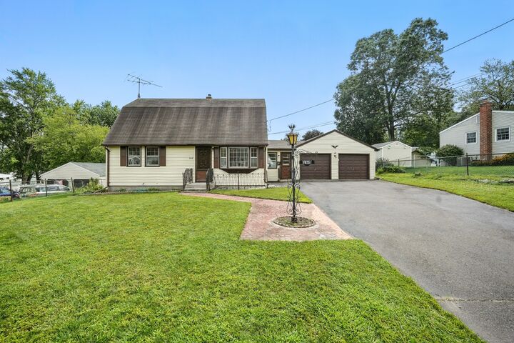 268 Reed Avenue  Windsor Locks CT 06096 photo