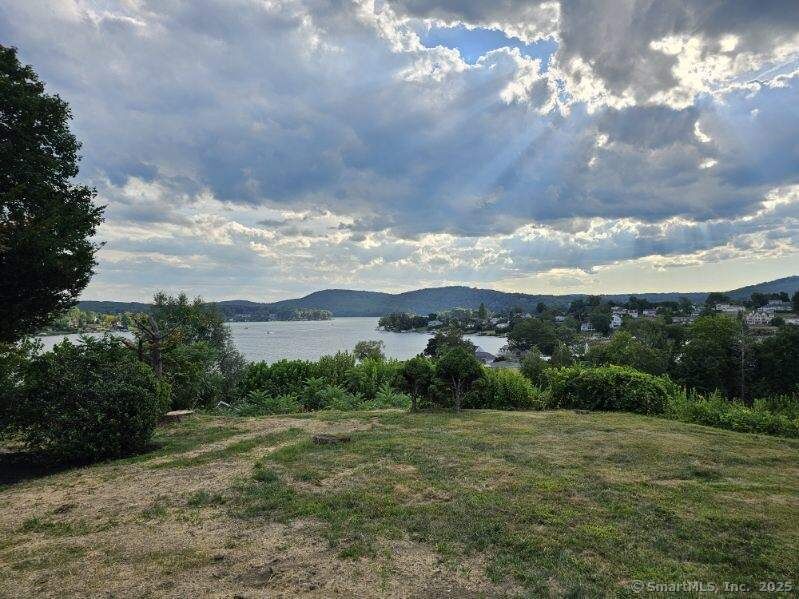 Property Photo:  16 Candlewood Acres Road  CT 06804 