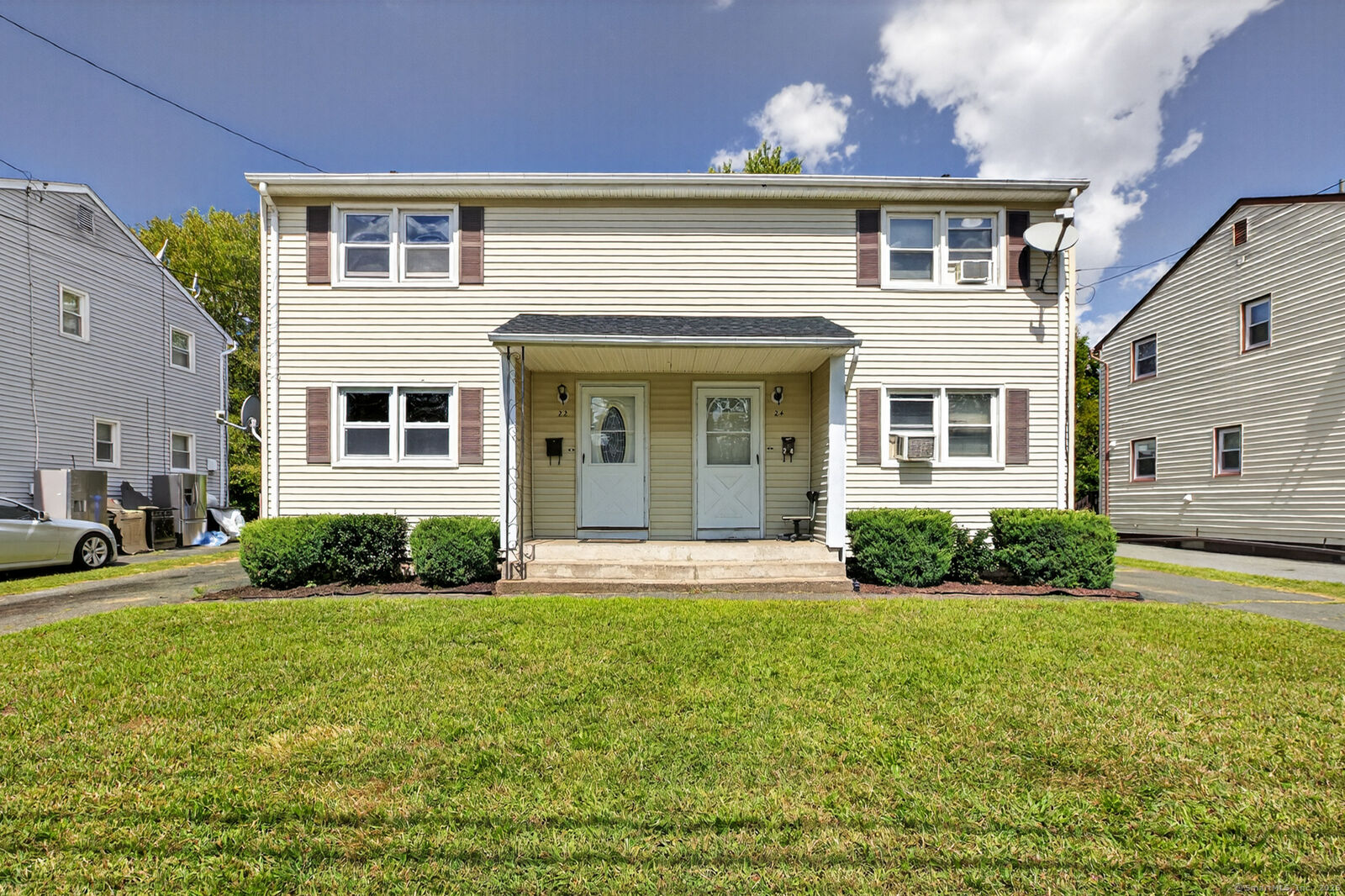 Property Photo: 22 Leichtner Drive CT 06118