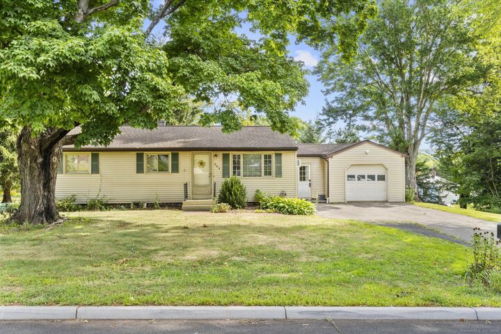 304 East Ridge Road  Middletown CT 06457 photo
