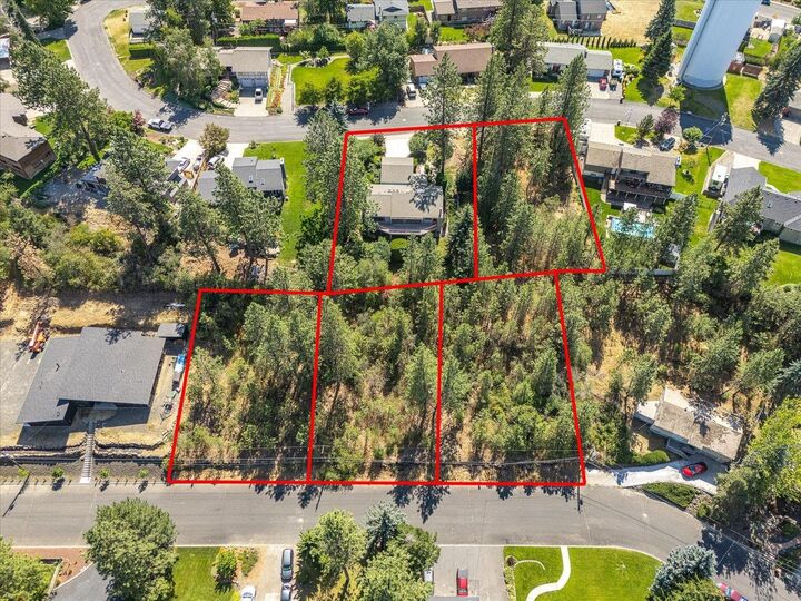 Property Photo: 3009 W 20th Ave WA 99224