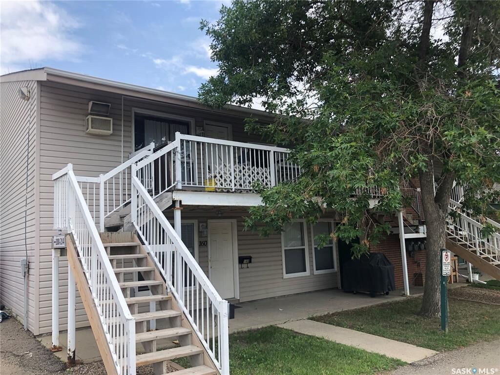 Property Photo:  160 Gore Place 162  SK S4T 7S4 