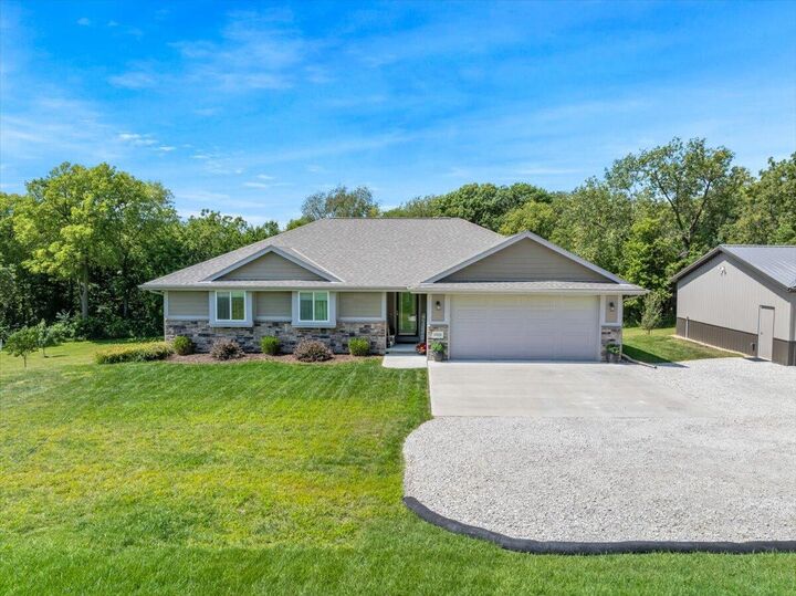 Property Photo: 63004 250th Street IA 51534