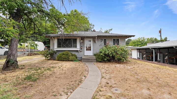 Property Photo: 506 S Buntin WA 99336