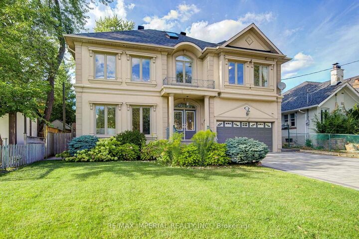 206 Hollywood Avenue  Toronto ON M2N 3K6 photo