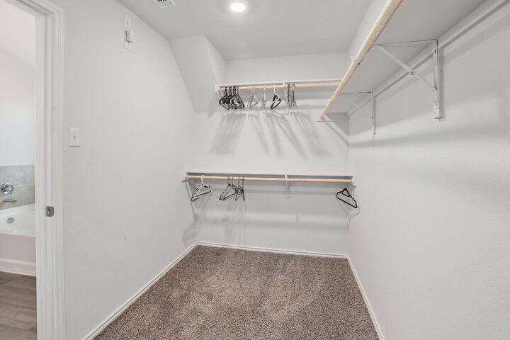 Property Photo: 1828 T H Johnson Drive TX 76574