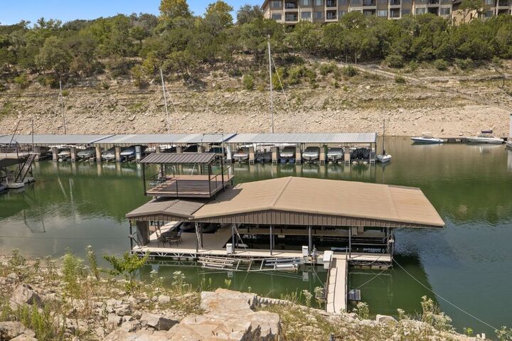 Property Photo:  925 Challenger  TX 78734 