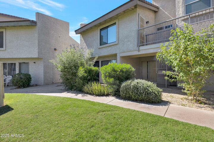 Property Photo:  19601 N 7th Street 1070  AZ 85024 