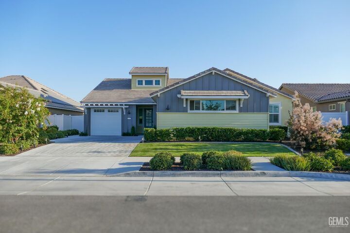 Property Photo:  14817 Bromshire Street  CA 93311 