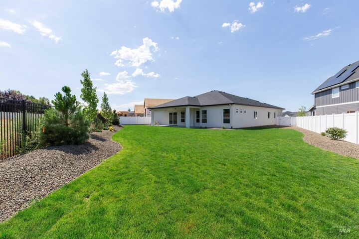 Property Photo: 5728 S Keyport Way ID 83642