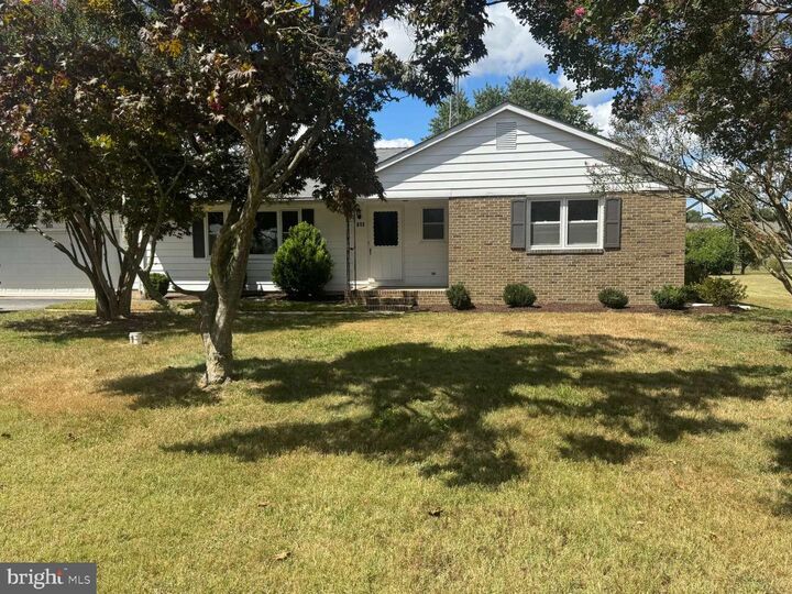 Property Photo:  611 Adams Drive  DE 19963