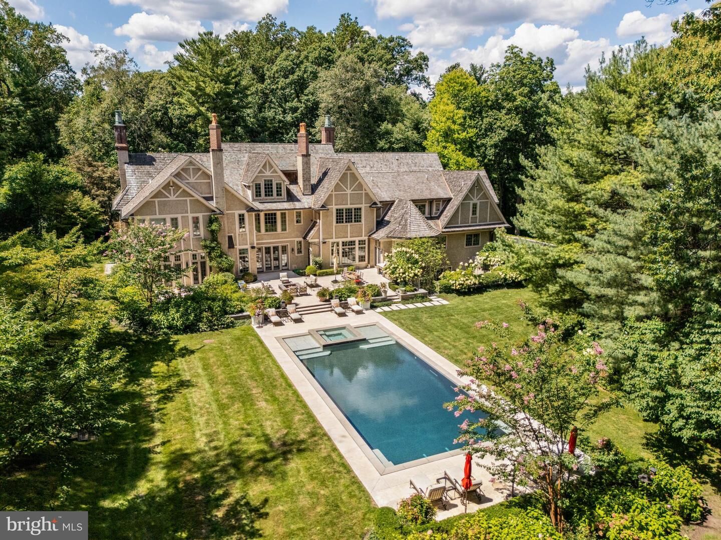 Property Photo: 545 Avonwood Road PA 19041