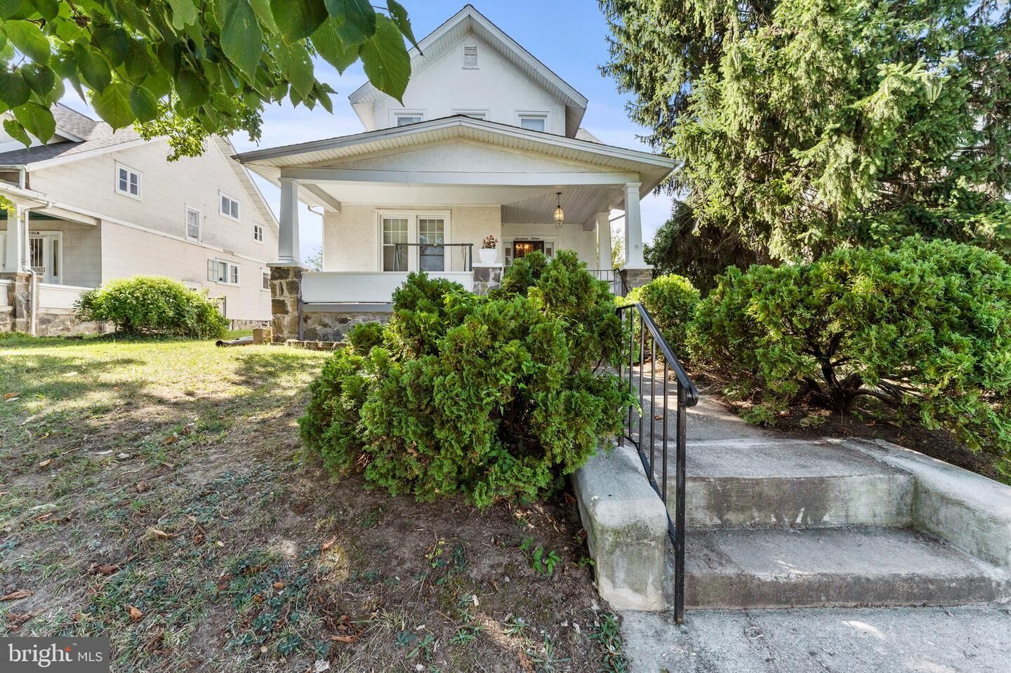 Property Photo: 1715 Lakeside Avenue MD 21218