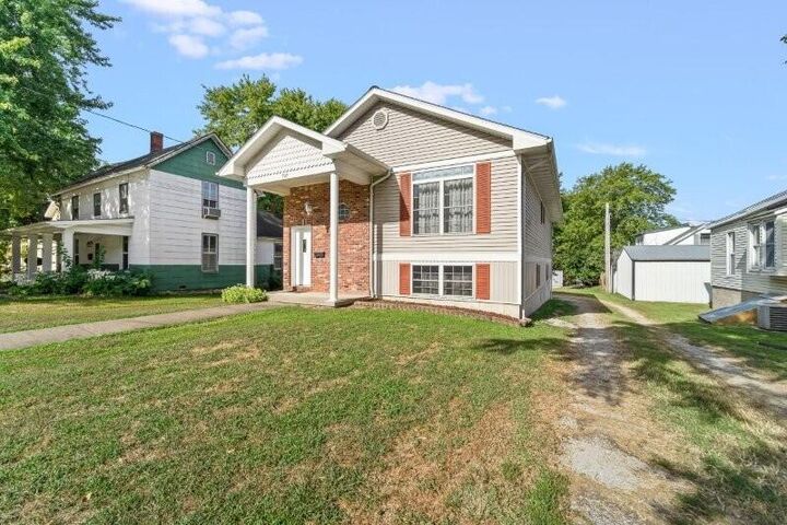 705 Bluff St  Fulton MO 65251 photo