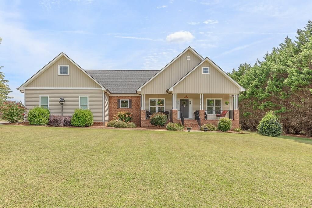 Property Photo: 2015 Smokerise Drive GA 30721