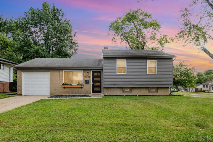 Property Photo: 10804 Sprucehill Drive OH 45240